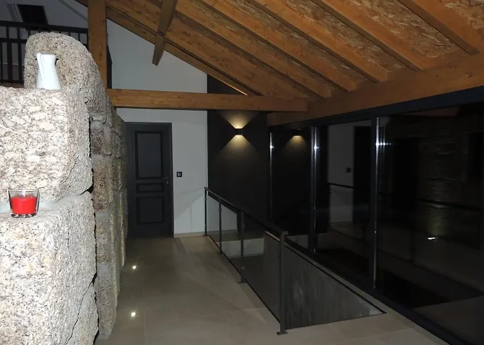 A Muralha Da Junqueira